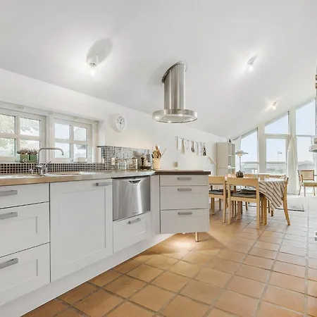 Holiday home Stunning In With Wifi